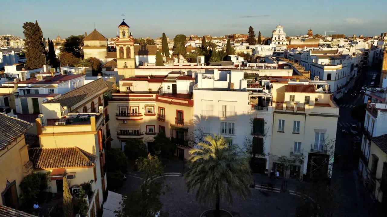 Leyenda Del Hereje Seville Exterior photo